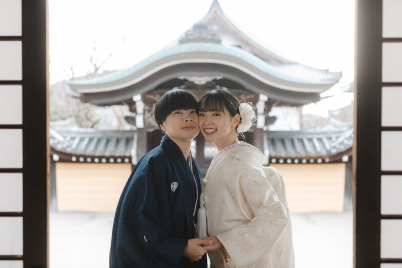 障子の隙間から