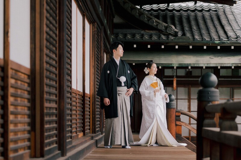 見上げるふたり