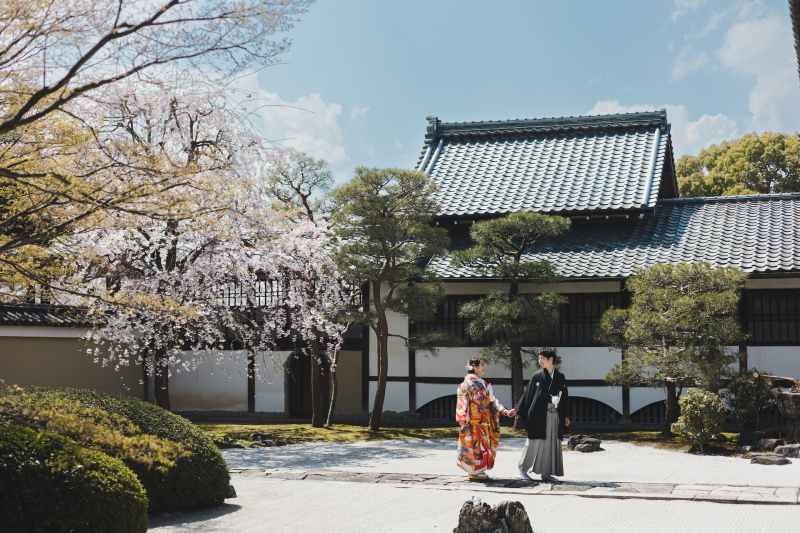 ご新婦様をリードして