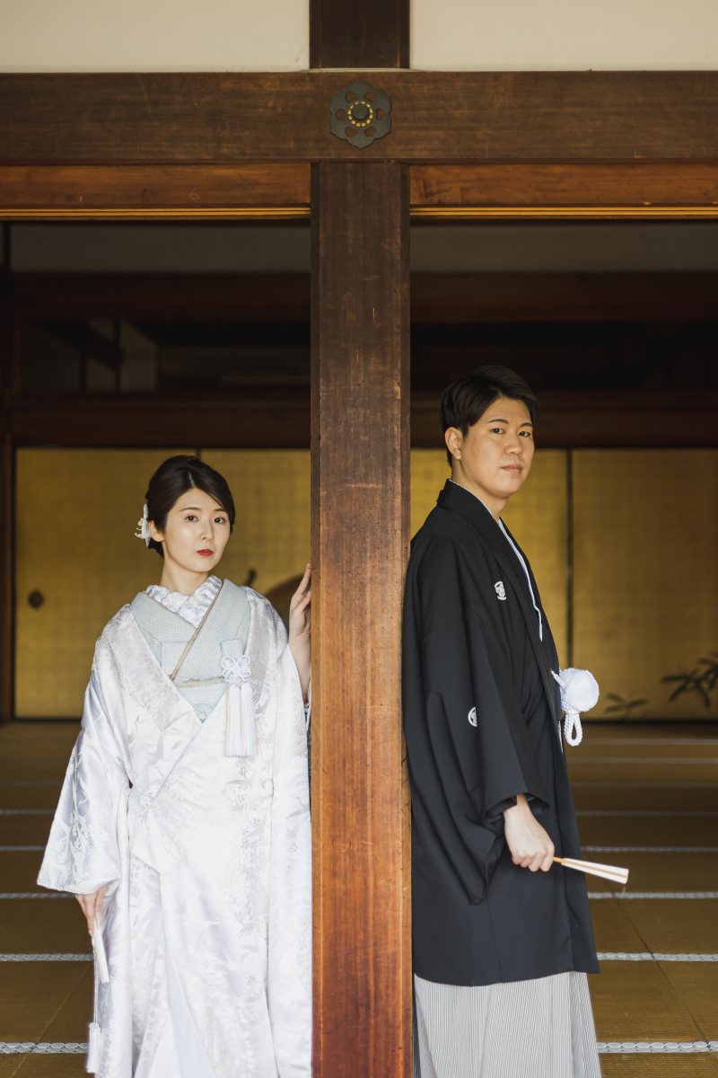 まずはお寺から