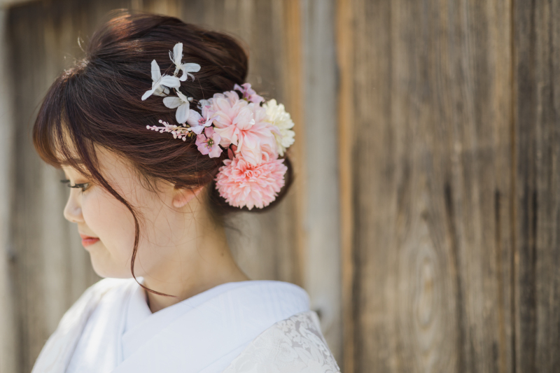 ご新婦様のヘアスタイルや髪飾り