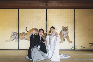 和装ロケーションと洋装スタジオ