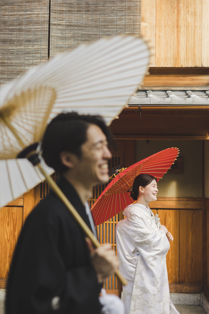 意識させないように