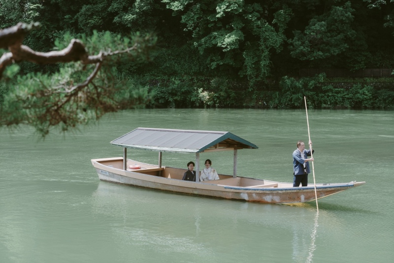 貸し切りの屋形船