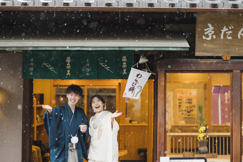 雪がしんしんと