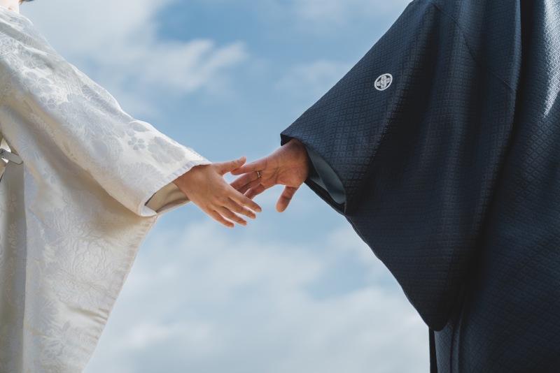 手を繋いで撮影スタート