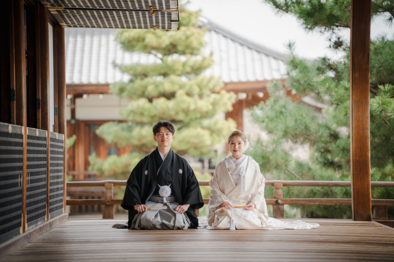 定番の正座撮影を