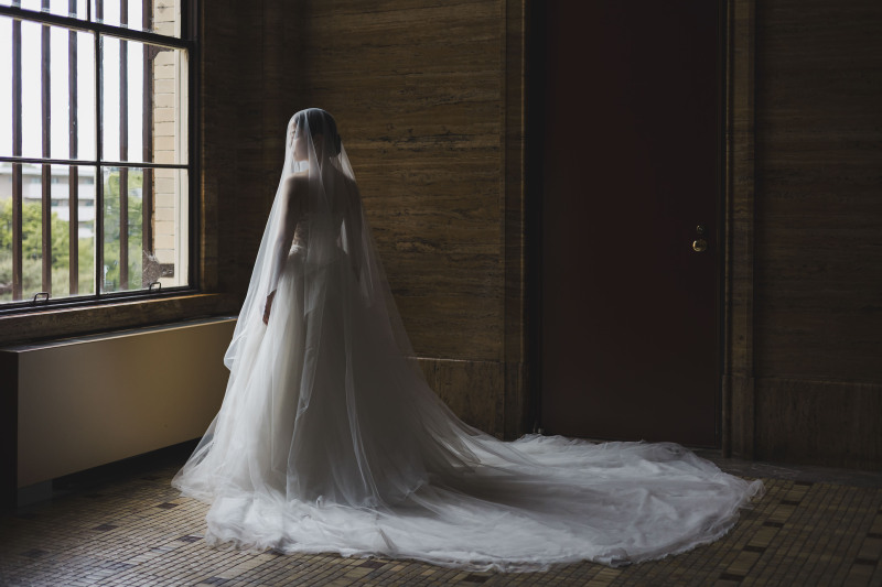 窓から差し込み光