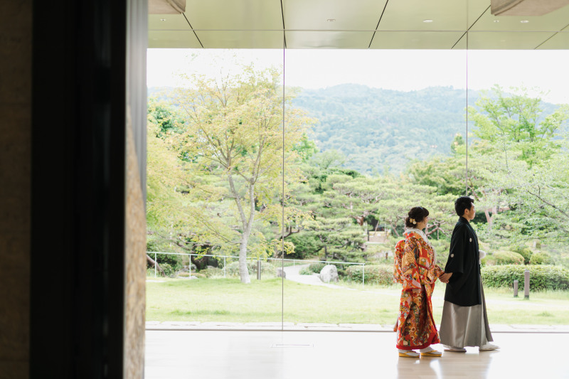 ガラス越しの風景