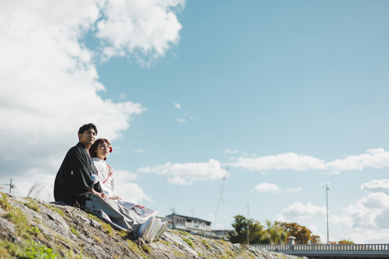 くつろぎながら