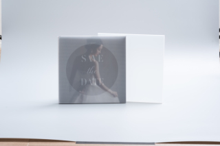 アルバム[リエー](30p)