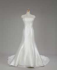 ウェディングドレス