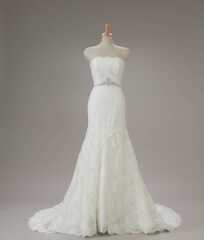 ウェディングドレス