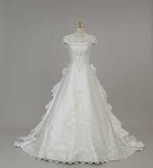 ウェディングドレス