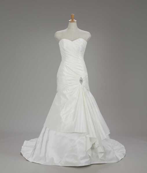 ウェディングドレス