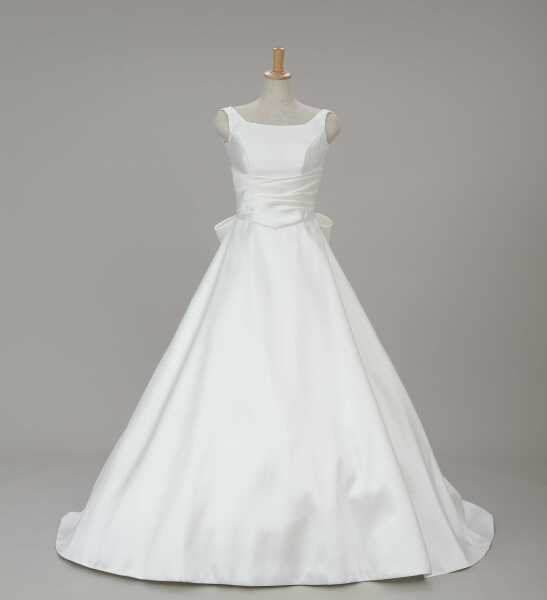 ウェディングドレス