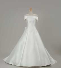 ウェディングドレス