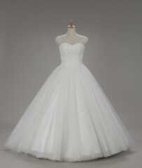 ウェディングドレス