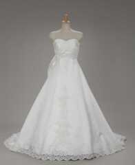 ウェディングドレス