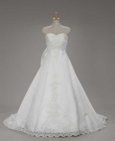 ウェディングドレス