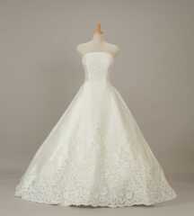 ウェディングドレス