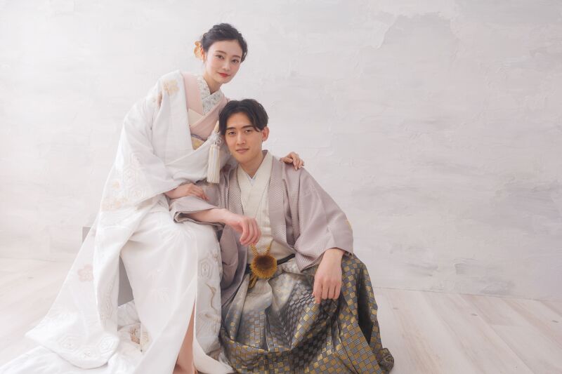 【Photorait限定】1月末まで　全て込みで￥45,000！白無垢×色打掛スタジオ撮影　データ80カット付き