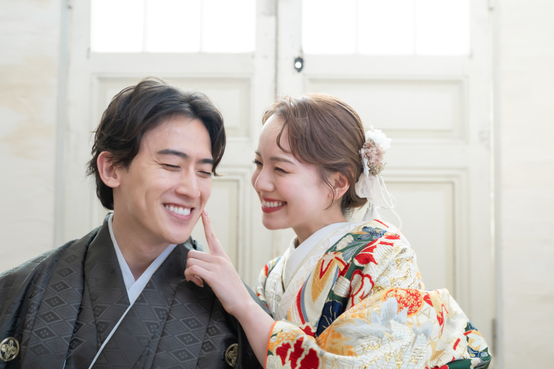 【Photorait限定】11月末まで　全て込みで￥68,000!ドレス&和装スタジオ撮影　データ80カット