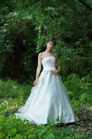 胸元刺繍　サイドフリルトレーン　62336