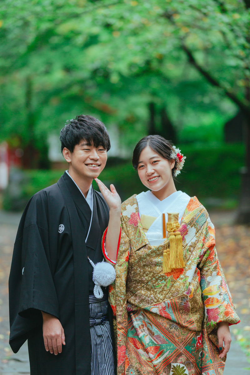 顎にちょこんと。