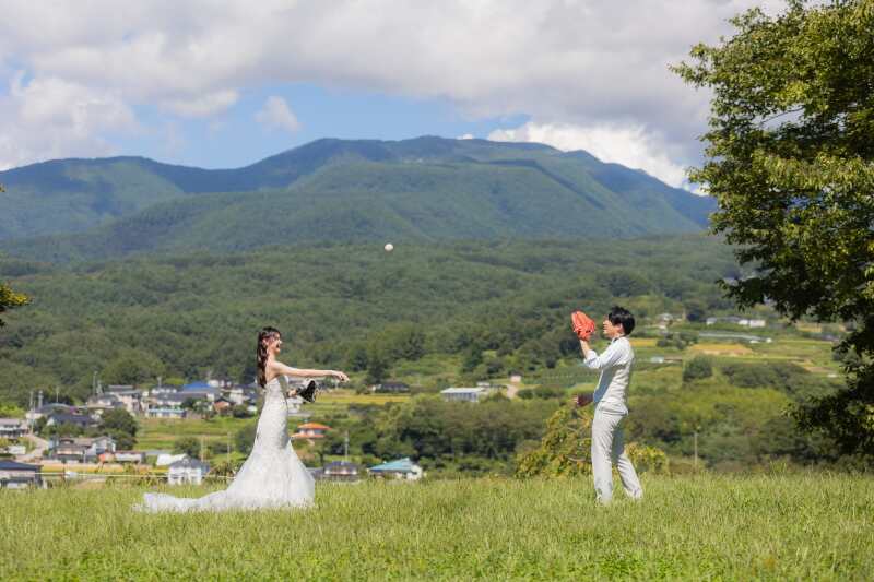 大自然を背景に