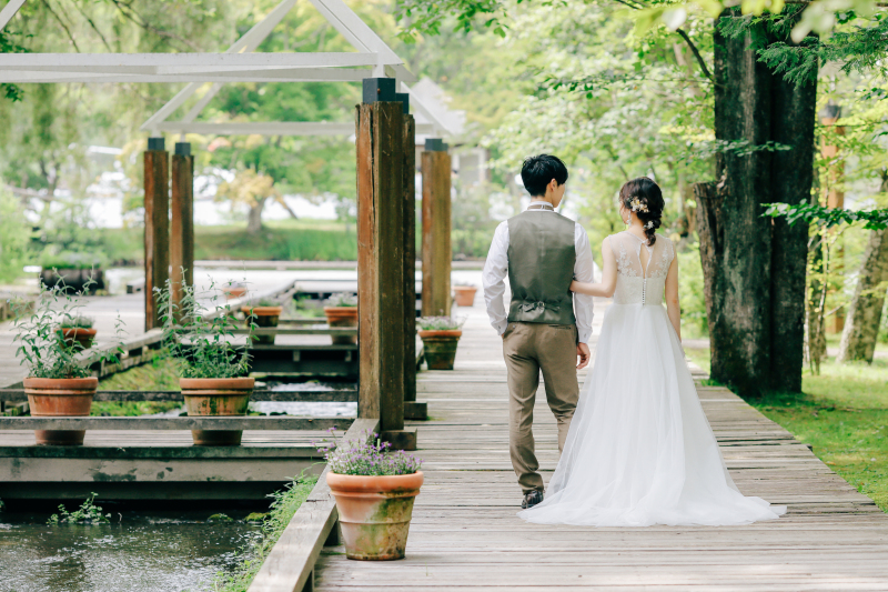 ウッドデッキの道