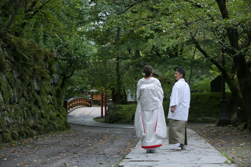 歩いているシーン