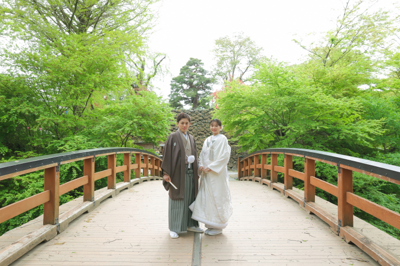 和装は太鼓橋で