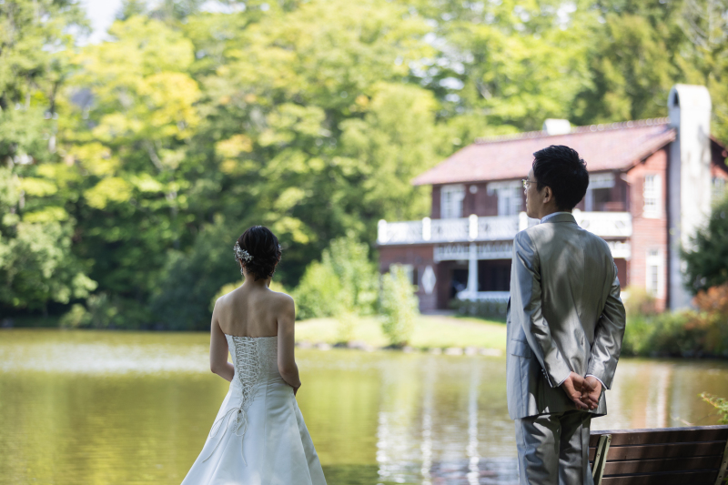 湖・レンガ調のお家