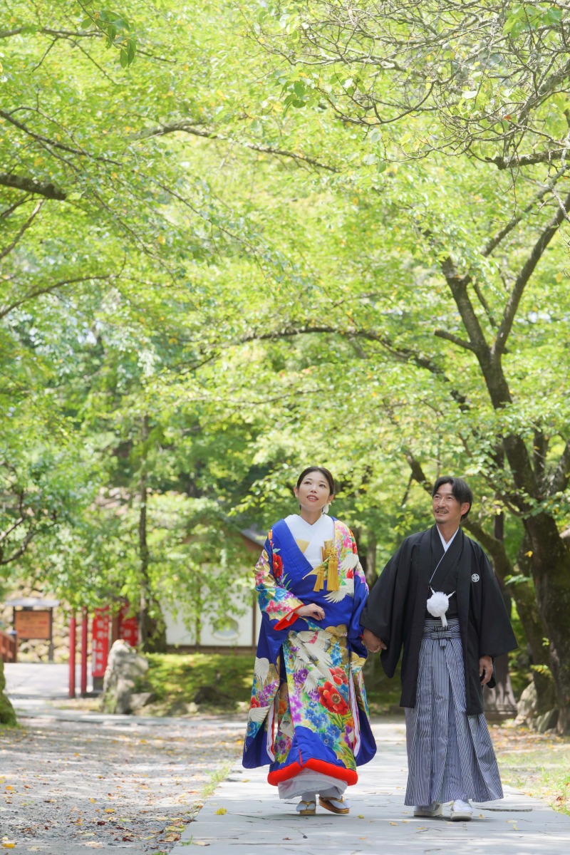 まずは和装で