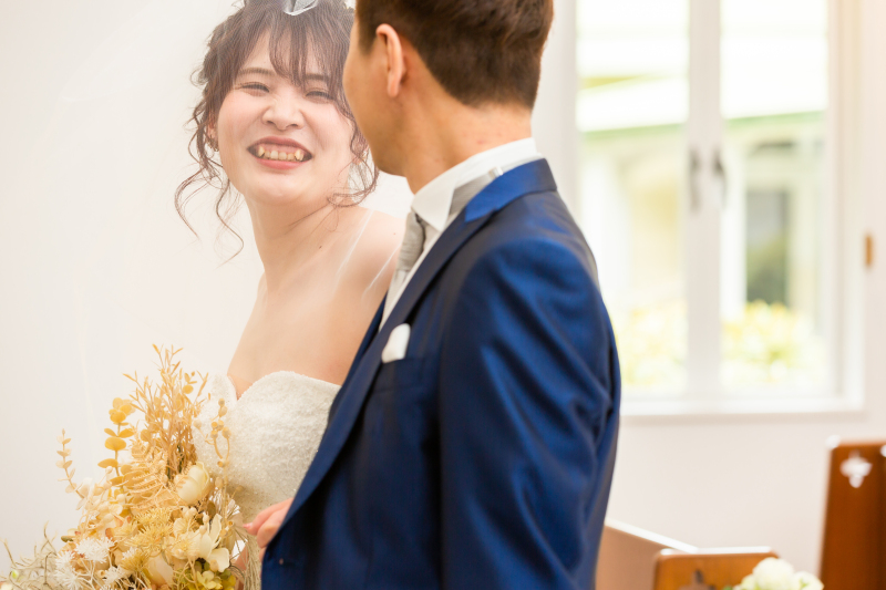 新婦さんの弾ける笑顔がかわいい♪
