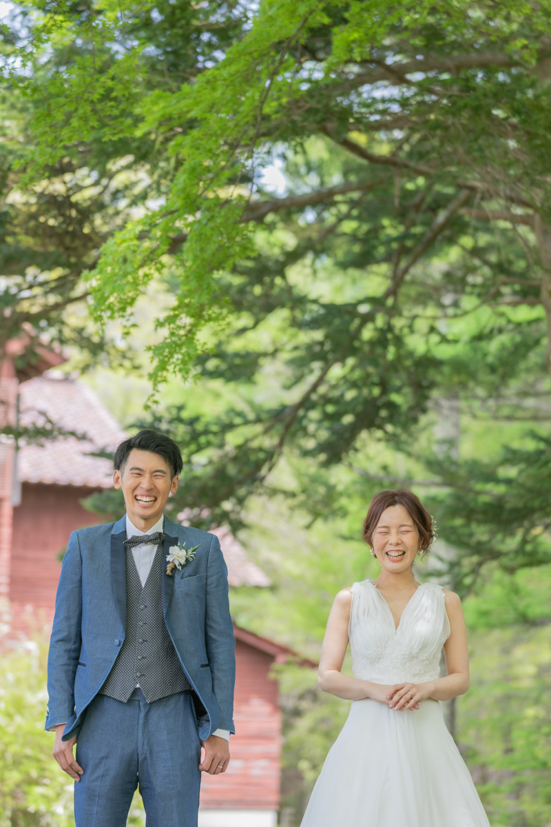 新緑と爽やかな２人