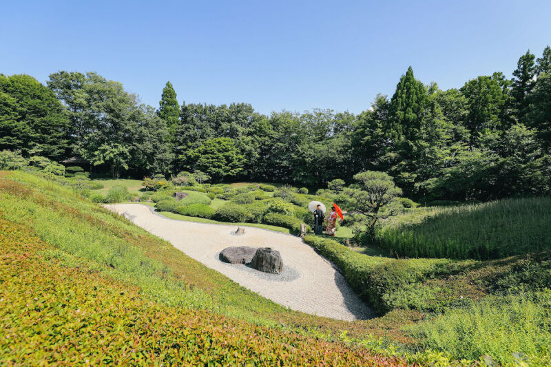 広大な日本庭園