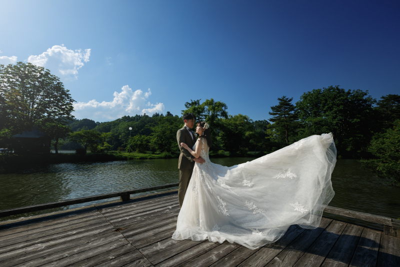 ドレスに動きを