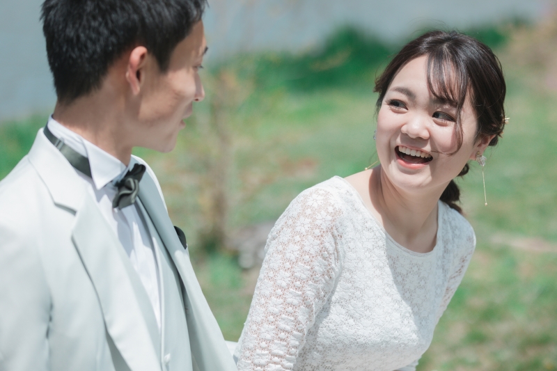 ベンチでおしゃべり