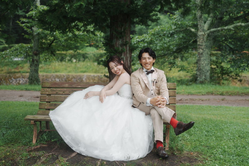 ポイントは赤の靴下