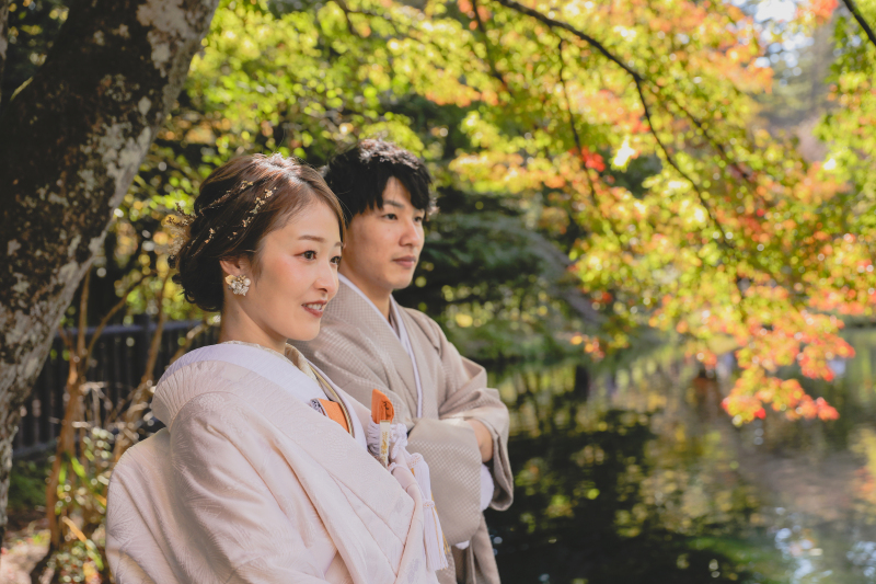 色づきはじめのもみじと