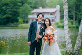 STUDIO AQUA 軽井沢店（スタジオAQUA）_緑&times;洋装　大自然の中で残すウエディングフォト