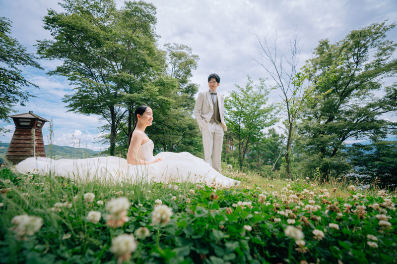 【選べる特典つきフォトボードや両家用台紙をプレゼント！】【組み合わせ自由♡】洋装ロケーション2か所プラン