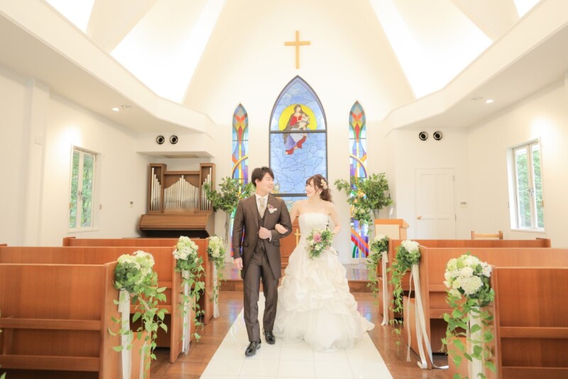 【前撮りもついてくる♪まるで結婚式】チャペルフォトプラン+和装ロケーション◇350カット全データ&30Pアルバム付