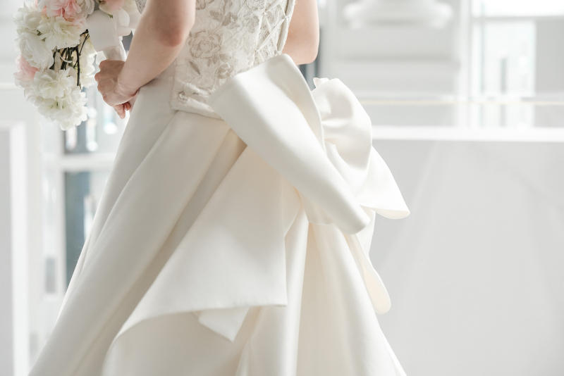 アクセントとなるリボンの1シーンも