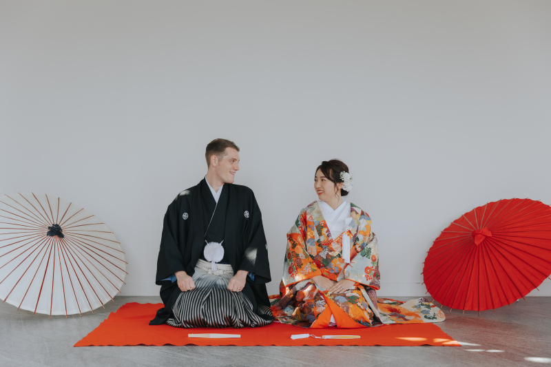 【A4フォトボード付き】スタジオ&ロケプラン<和洋各1点+ヘアメイク+全データ>