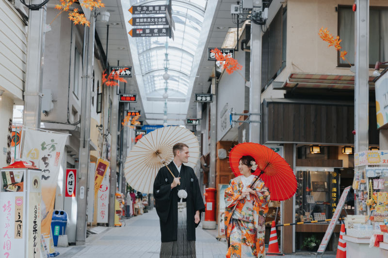 【A4フォトボード付き】スタジオ&ロケプラン<和洋各1点+ヘアメイク+全データ>