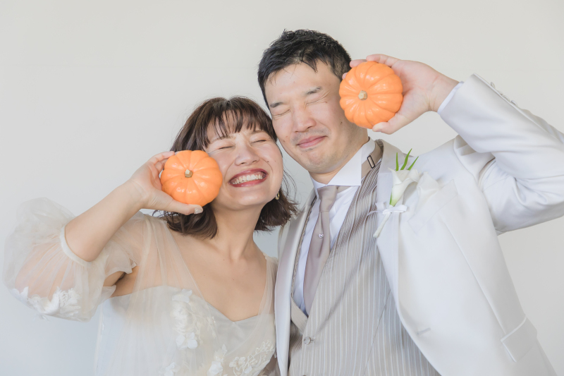 ◆8月末までにご来館◆　真っ白な貸切スタジオ＼洋装2点+ヘアメイク+全データ