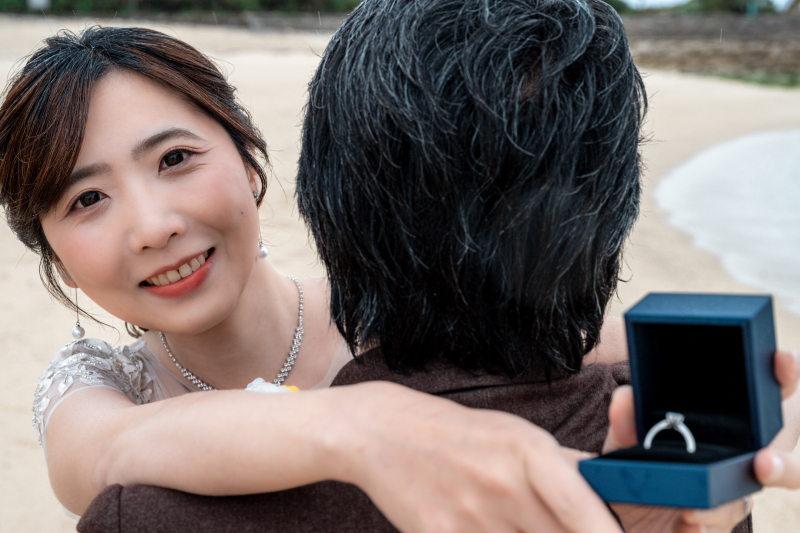 指輪と幸せな表情♡